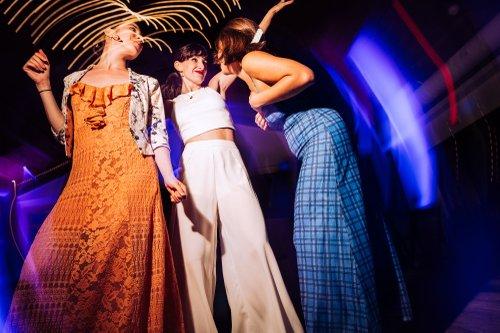 mobile - carousel-hero-element image-7