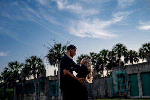 mobile - carousel-hero-element image-6